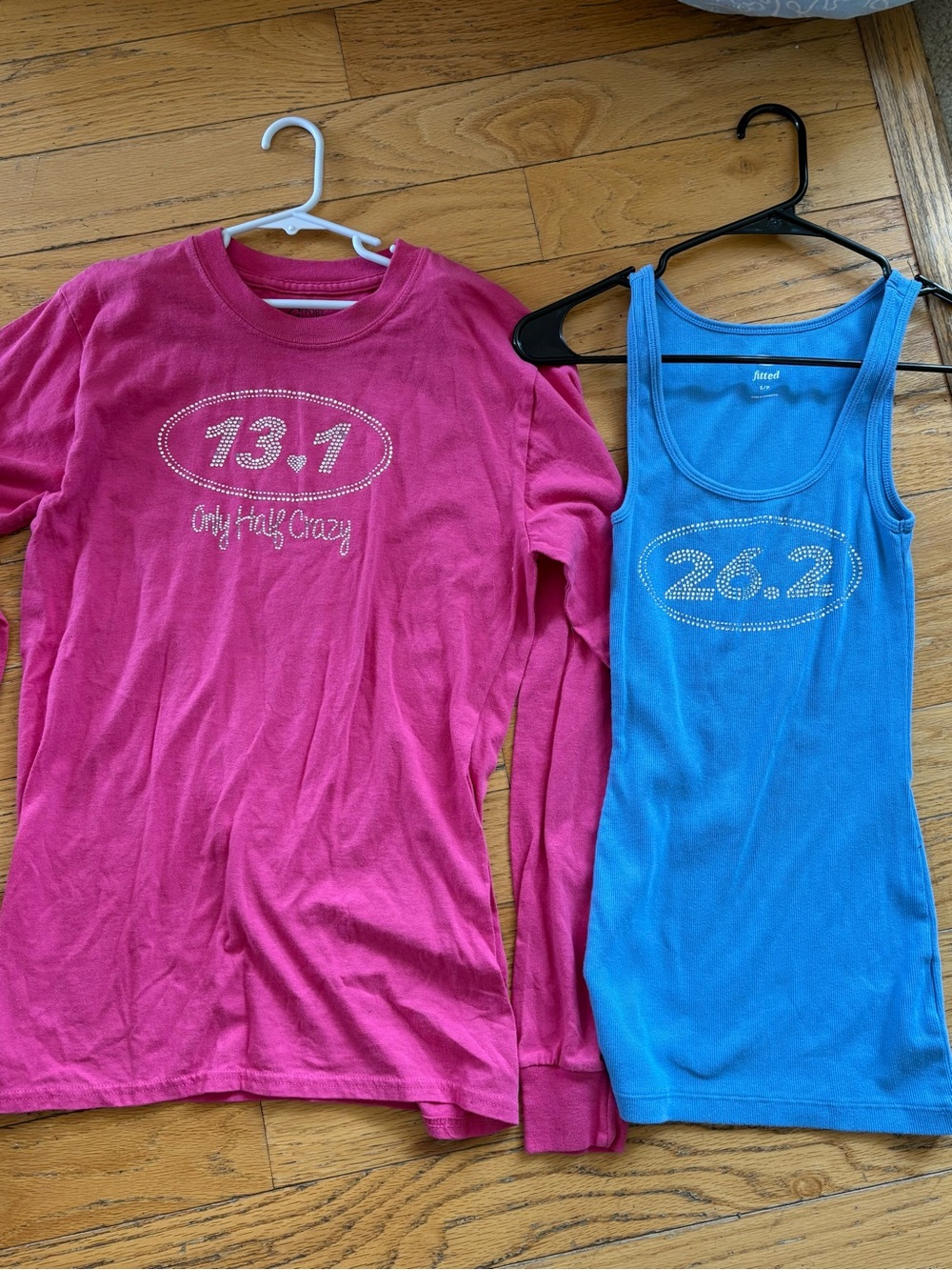 Ladies Marathon/Running Long sleeve & Tank Top-Rhinestones! Size small! NEW!